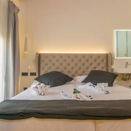 Central Maria Hotel 3*